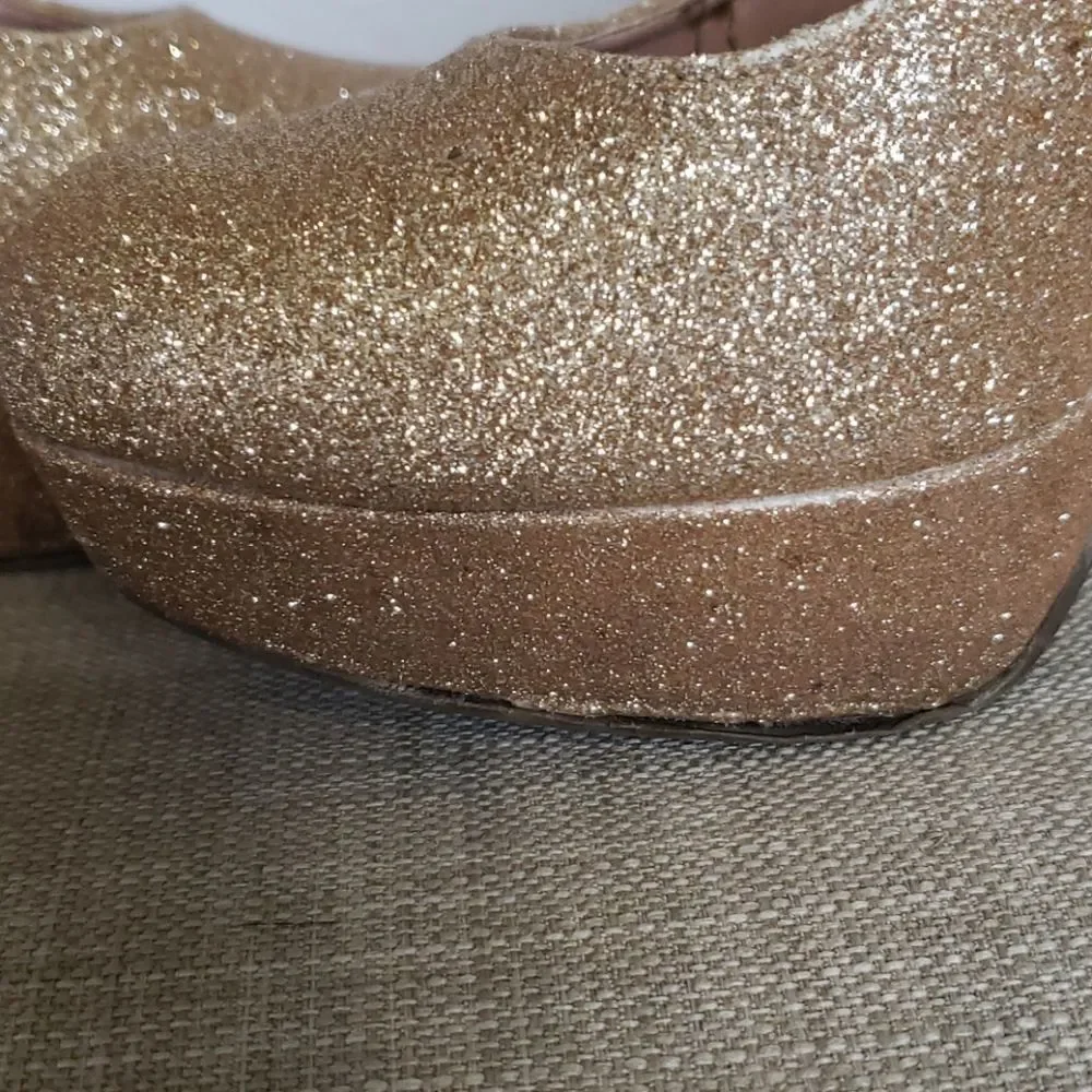 SM New York gold glitter